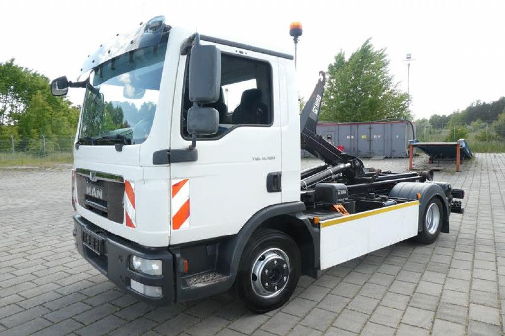 MAN TG-L 8.180 Abrollkipper - Xe tải nâng móc: hình 1 MAN TG-L 8.180 Abrollkipper - Xe tải nâng móc: hình 1