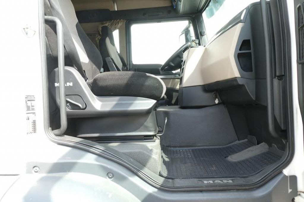 Xe tải nâng móc MAN TG-S 26.420/6x2 Abrollkipper: hình 13