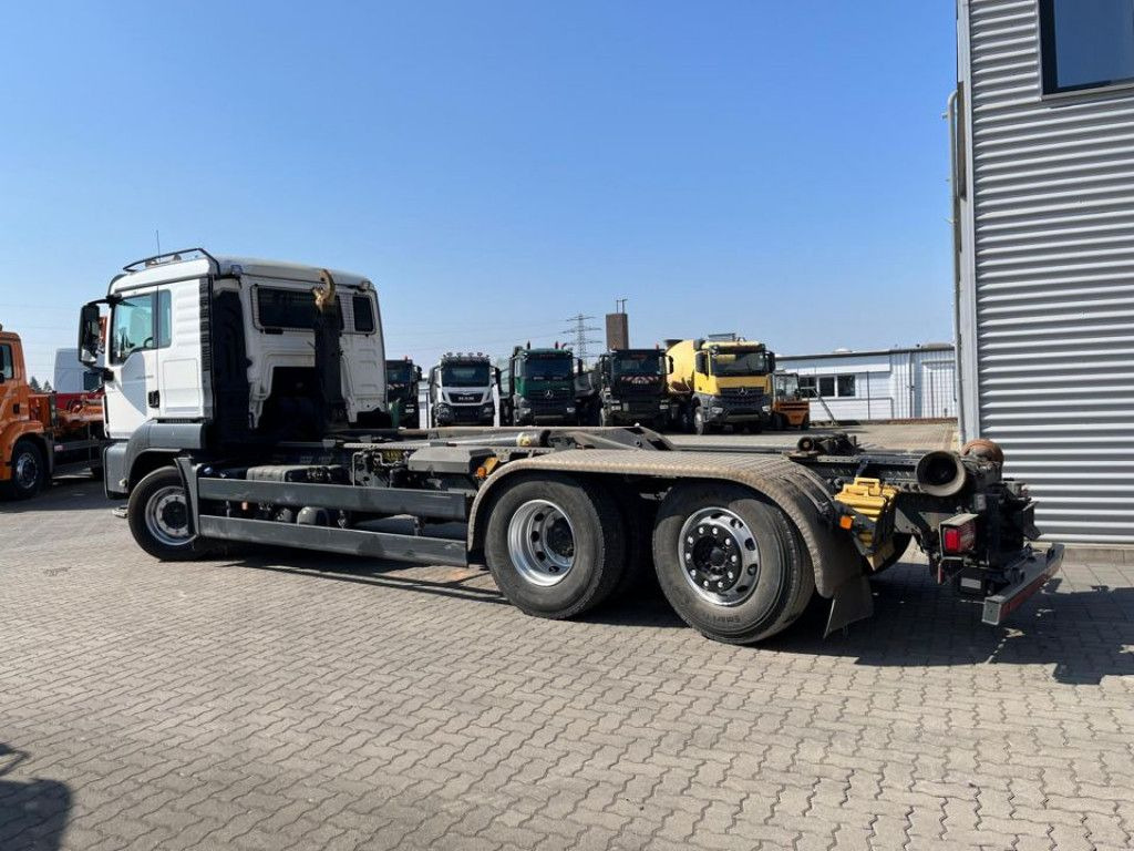 MAN TG-S 26.420/6x2 Abrollkipper - Xe tải nâng móc: hình 5 MAN TG-S 26.420/6x2 Abrollkipper - Xe tải nâng móc: hình 5