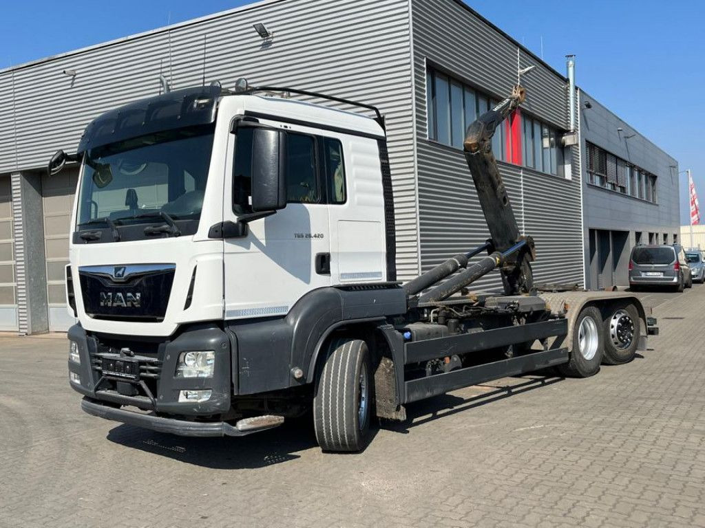 MAN TG-S 26.420/6x2 Abrollkipper - Xe tải nâng móc: hình 1 MAN TG-S 26.420/6x2 Abrollkipper - Xe tải nâng móc: hình 1