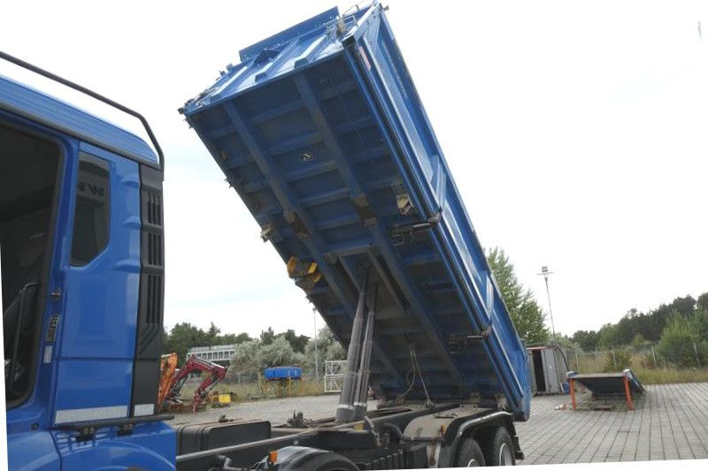 MAN TGS 35.510 8x4 BB- Bordmatik - Xe ben: hình 5 MAN TGS 35.510 8x4 BB- Bordmatik - Xe ben: hình 5