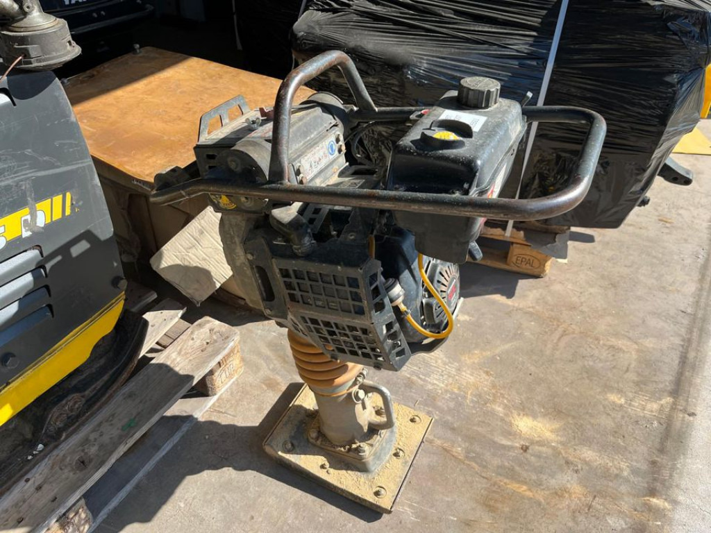 BOMAG BT 60 4 Diverse Stampfer - Máy móc xây dựng: hình 1 BOMAG BT 60 4 Diverse Stampfer - Máy móc xây dựng: hình 1