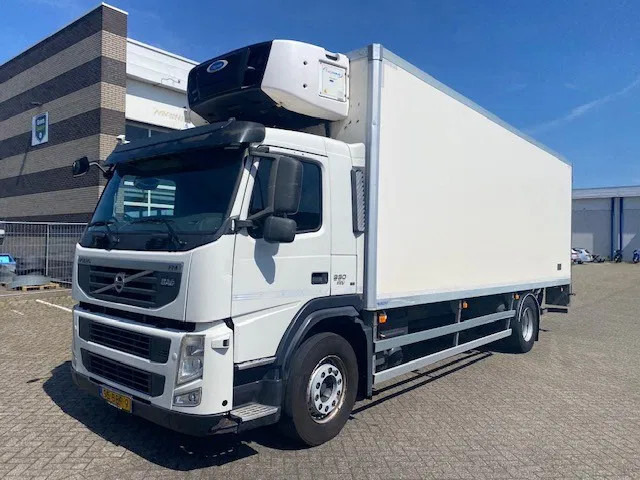 Volvo FM 330 2 temp koelvriesbak , 760 lang, 2 comp, carrier koeler, D"hollandia klep - Xe tải đông lạnh: hình 1 Volvo FM 330 2 temp koelvriesbak , 760 lang, 2 comp, carrier koeler, D"hollandia klep - Xe tải đông lạnh: hình 1