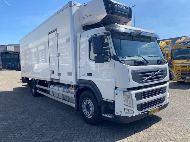 Volvo FM 330 2 temp koelvriesbak , 760 lang, 2 comp, carrier koeler, D"hollandia klep - Xe tải đông lạnh: hình 2 Volvo FM 330 2 temp koelvriesbak , 760 lang, 2 comp, carrier koeler, D"hollandia klep - Xe tải đông lạnh: hình 2