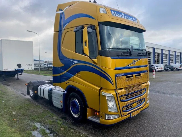 Volvo FH 13.460 low deck trekker, met XL cabine, special paint en incl parc cool, fridge, - Xe đầu kéo: hình 2 Volvo FH 13.460 low deck trekker, met XL cabine, special paint en incl parc cool, fridge, - Xe đầu kéo: hình 2