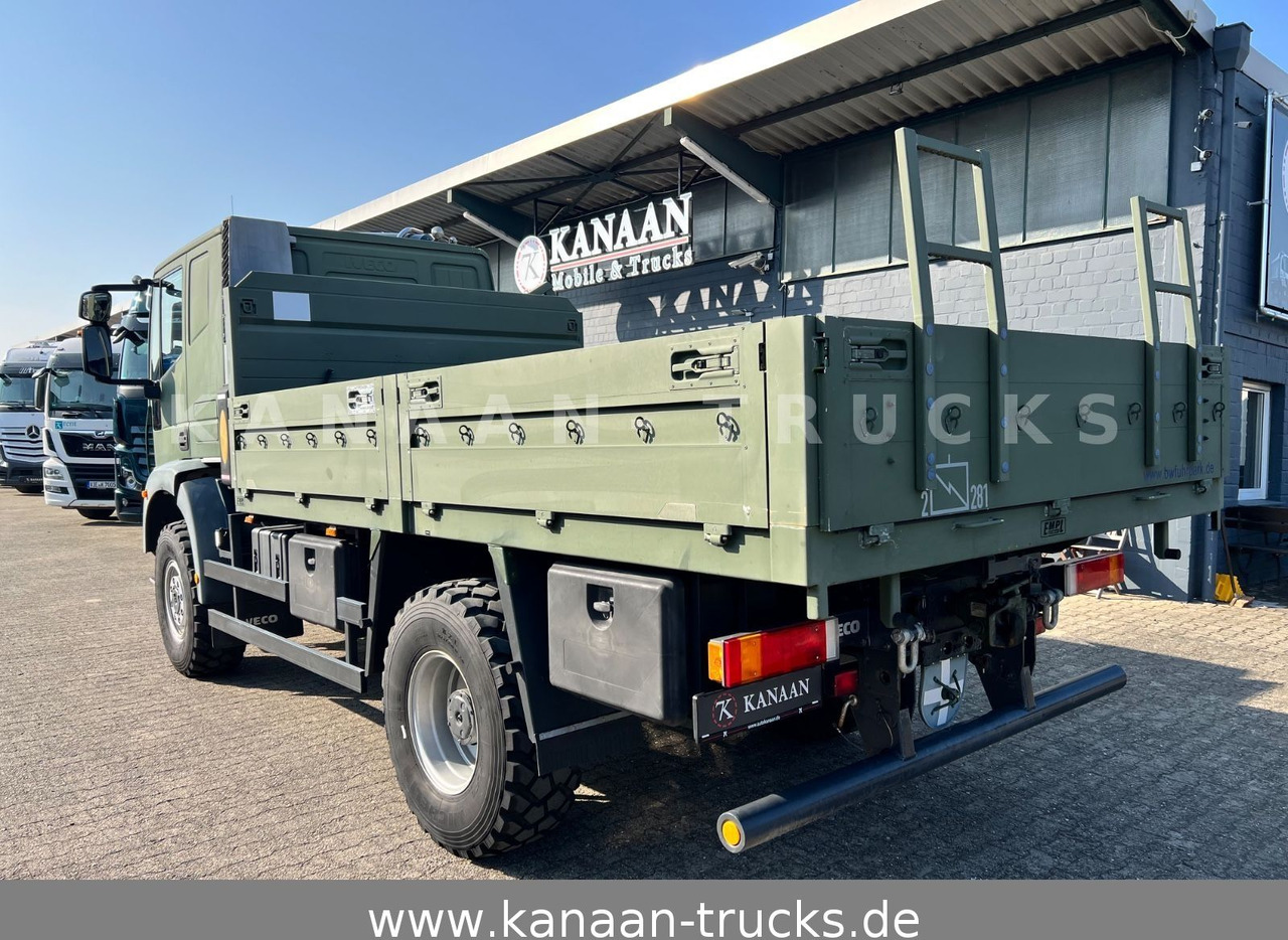 Iveco ML100E22WM-BW 4x4 Miltär Camper Exped 8.670Km - Xe tải thùng lửng/ Phẳng: hình 4 Iveco ML100E22WM-BW 4x4 Miltär Camper Exped 8.670Km - Xe tải thùng lửng/ Phẳng: hình 4