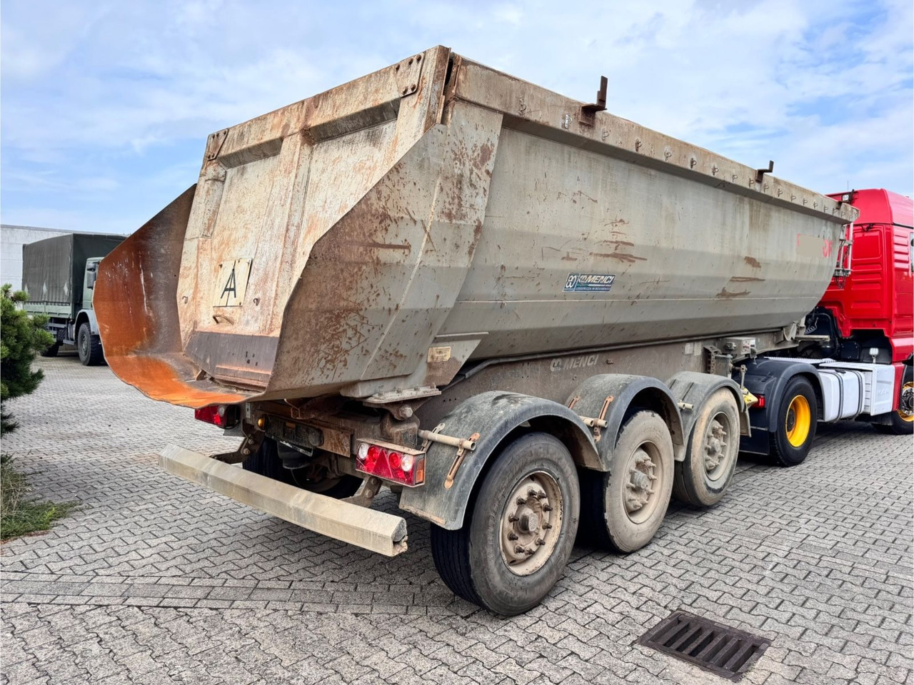 Menci SA700R Kipper Mulde 27m³ Lift Stahl 3 Stück - Sơ mi rơ moóc ben: hình 5 Menci SA700R Kipper Mulde 27m³ Lift Stahl 3 Stück - Sơ mi rơ moóc ben: hình 5