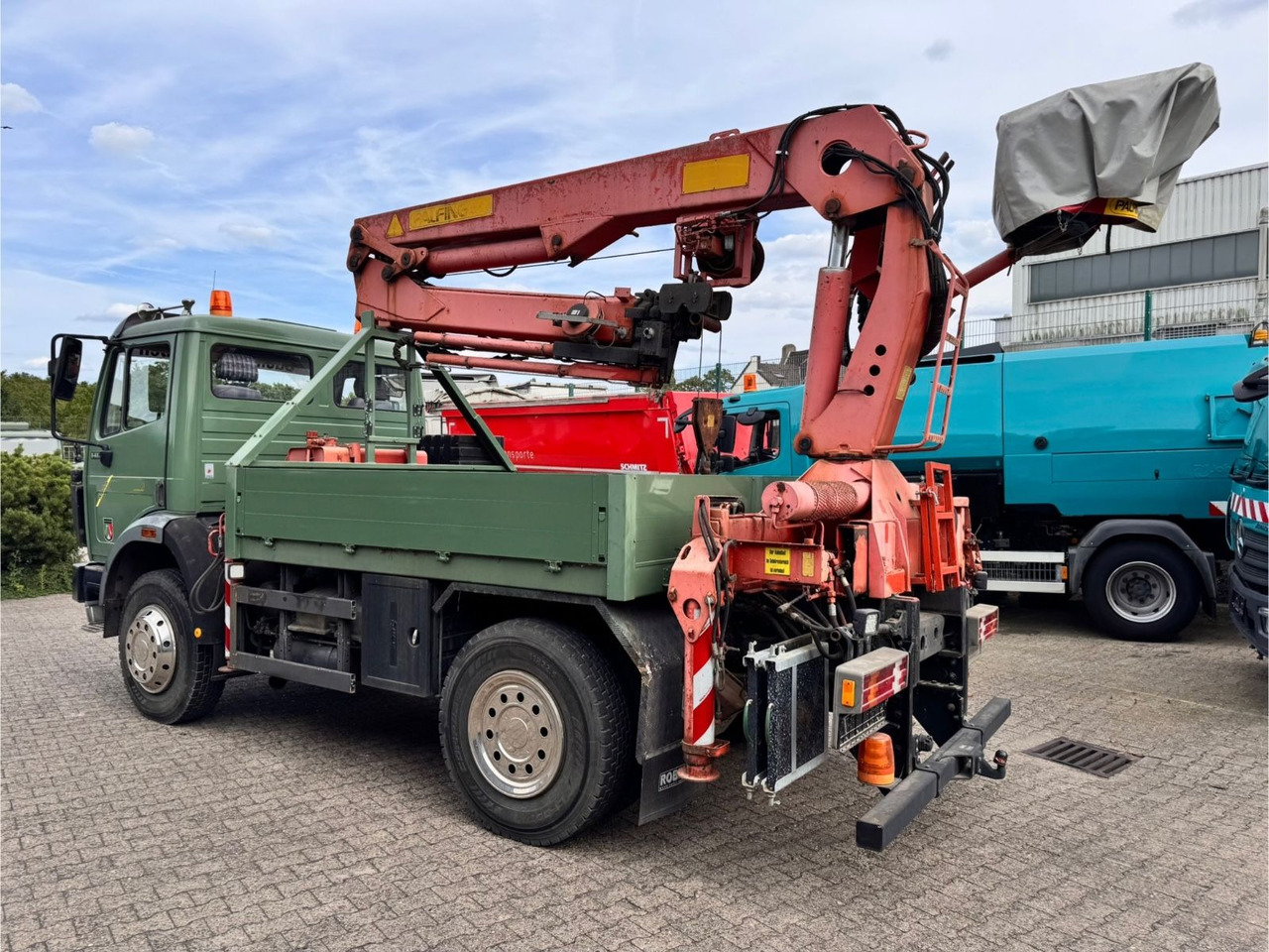 Mercedes-Benz 1417 AK Allrad Palfinger Montagekran 17,7m 64TKM - Xe cẩu tự hành: hình 4 Mercedes-Benz 1417 AK Allrad Palfinger Montagekran 17,7m 64TKM - Xe cẩu tự hành: hình 4