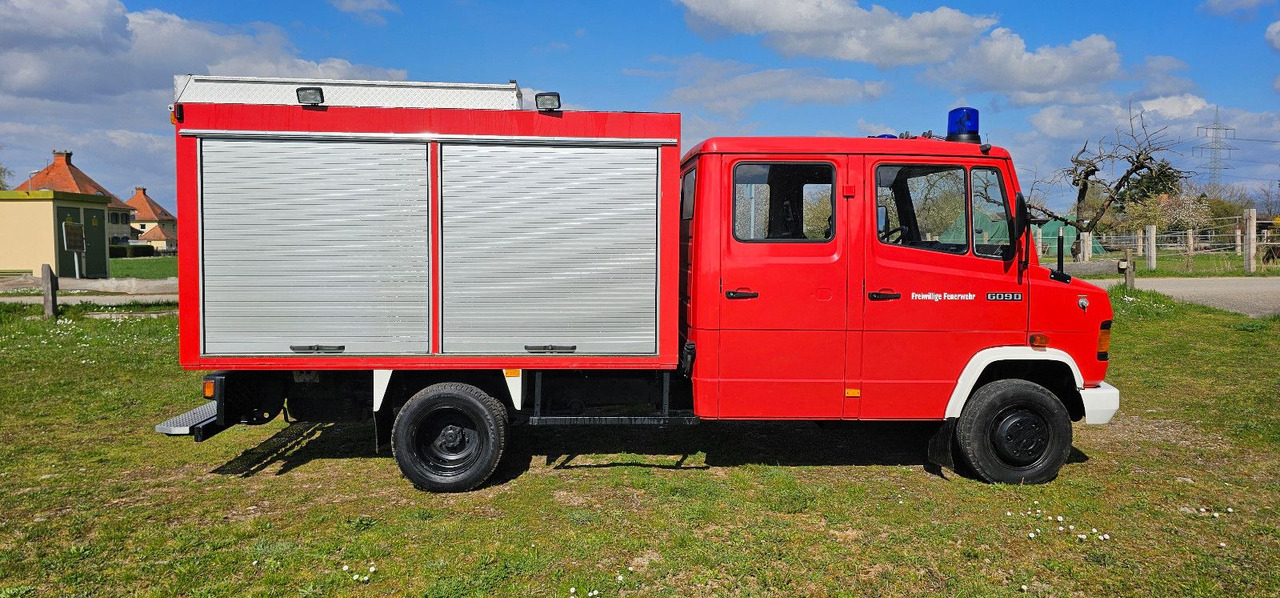 Mercedes-Benz Feuerwehr 609 105km/h Oldtimer Campervan - Xe tải cứu hỏa: hình 5 Mercedes-Benz Feuerwehr 609 105km/h Oldtimer Campervan - Xe tải cứu hỏa: hình 5