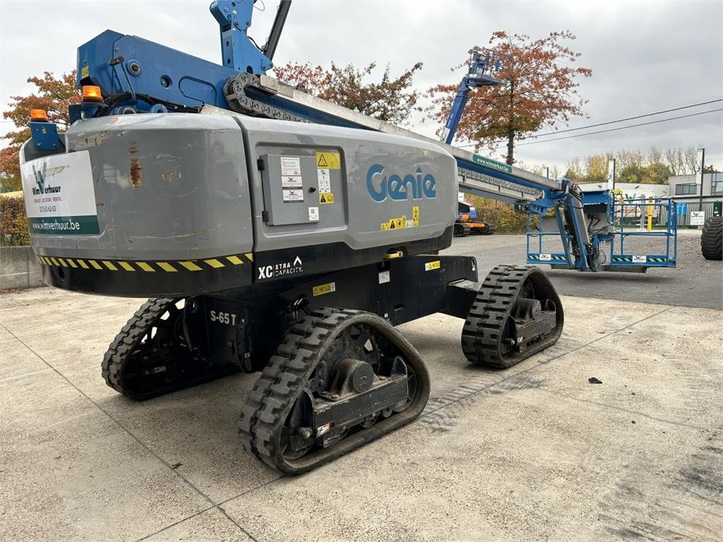 Genie S-65 Trax (6316) - Xe nâng người hình viễn vọng kính: hình 1 Genie S-65 Trax (6316) - Xe nâng người hình viễn vọng kính: hình 1