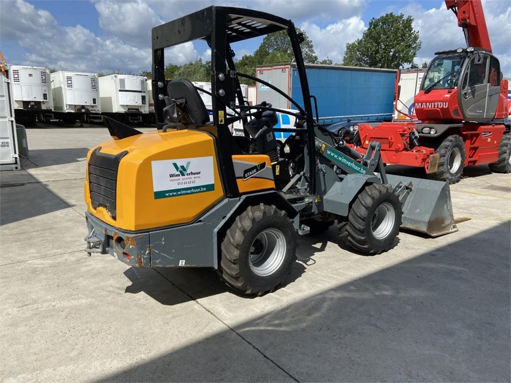 GiANT G2700 Xtra HD (6436) - Máy xúc lật mini gấp khúc: hình 4 GiANT G2700 Xtra HD (6436) - Máy xúc lật mini gấp khúc: hình 4