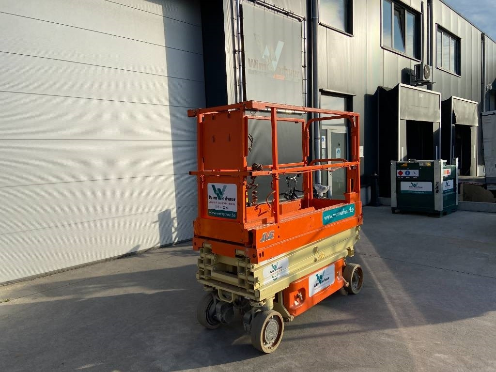 JLG 1930 ES - Máy nâng người hình kéo: hình 3 JLG 1930 ES - Máy nâng người hình kéo: hình 3