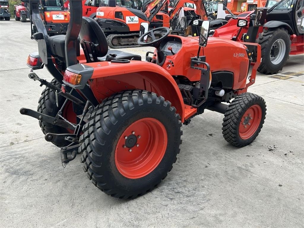 Kubota L1-382 (7325) - Máy cày đa dụng: hình 4 Kubota L1-382 (7325) - Máy cày đa dụng: hình 4