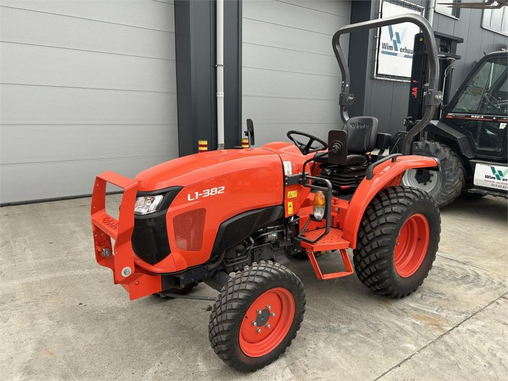 Kubota L1-382 (7325)  - Máy cày đa dụng: hình 1 Kubota L1-382 (7325)  - Máy cày đa dụng: hình 1