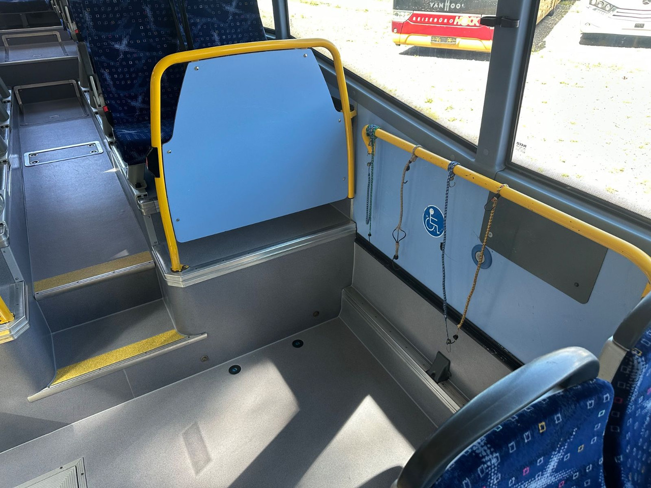 Xe bus đô thị Iveco Irisbus Crossway LE (Klima*100 km/h*50 Sitz): hình 17 Xe bus đô thị Iveco Irisbus Crossway LE (Klima*100 km/h*50 Sitz): hình 17