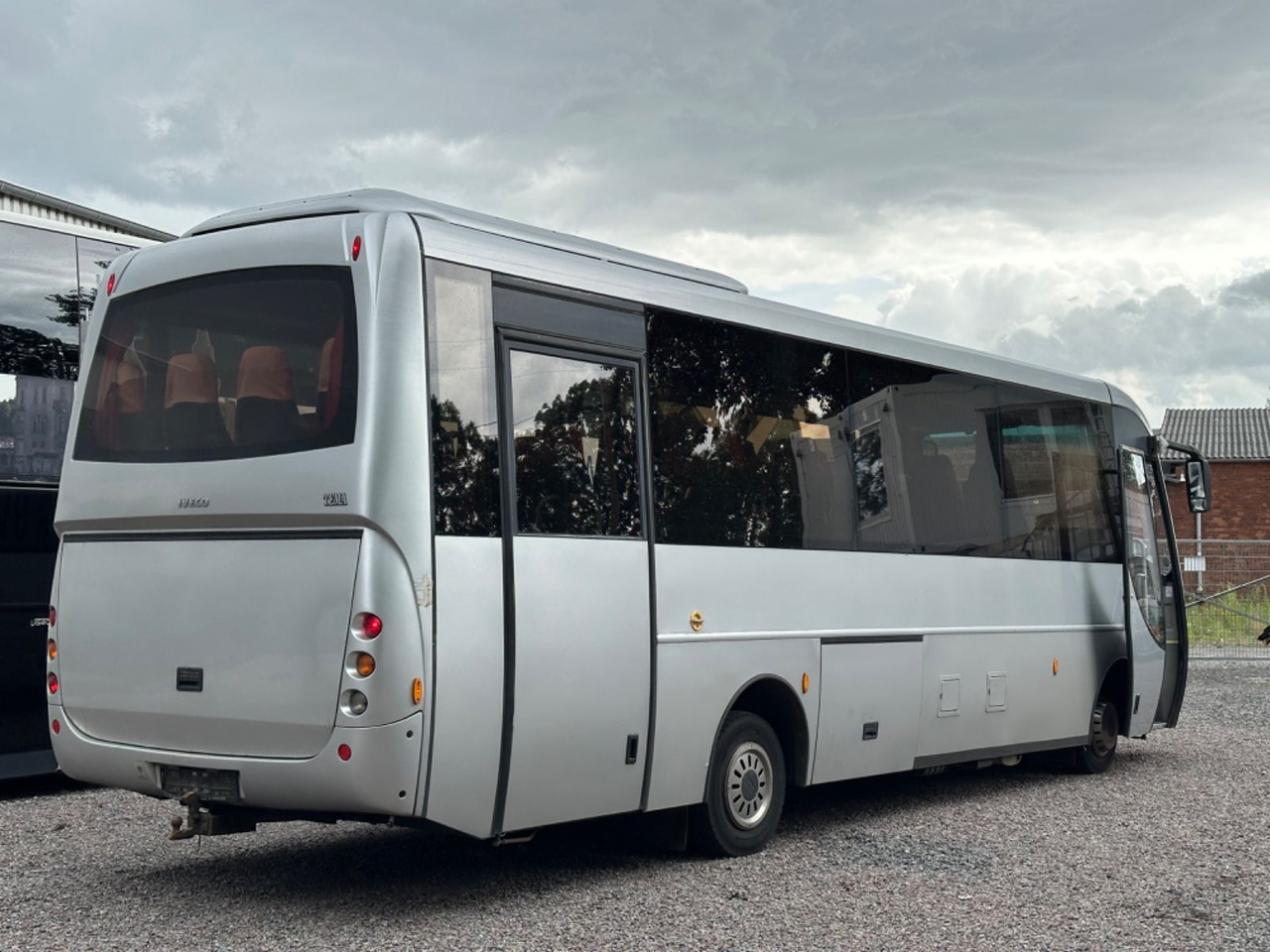 Iveco Kapena Tema 100 (32*Sitze*DE*TOP*Schalt) O510 Iveco Kapena Tema 100 , O 510, 818, Rapido - Xe bus mini, Xe van chở khách: hình 3 Iveco Kapena Tema 100 (32*Sitze*DE*TOP*Schalt) O510 Iveco Kapena Tema 100 , O 510, 818, Rapido - Xe bus mini, Xe van chở khách: hình 3