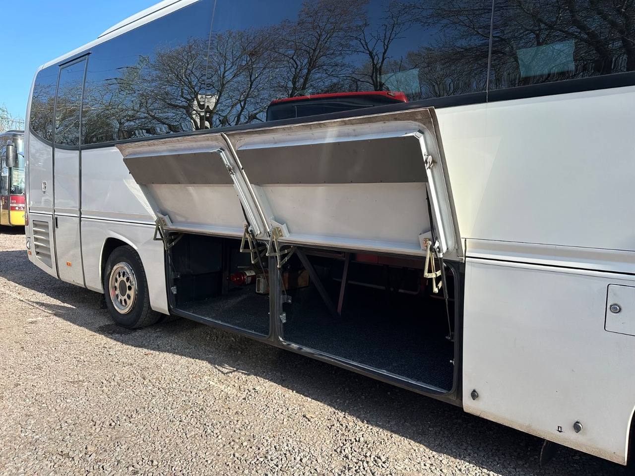 Mercedes-Benz O510 Tourino (wenig Km*Softline Sitze) - Xe đò: hình 4 Mercedes-Benz O510 Tourino (wenig Km*Softline Sitze) - Xe đò: hình 4