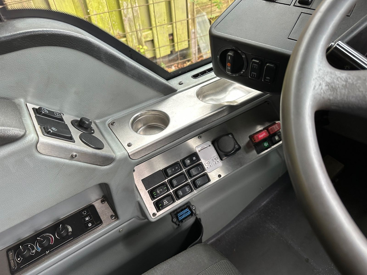 Mercedes-Benz O530 Citaro G (EEV* DE-Bus) - Xe buýt khớp nối: hình 5 Mercedes-Benz O530 Citaro G (EEV* DE-Bus) - Xe buýt khớp nối: hình 5