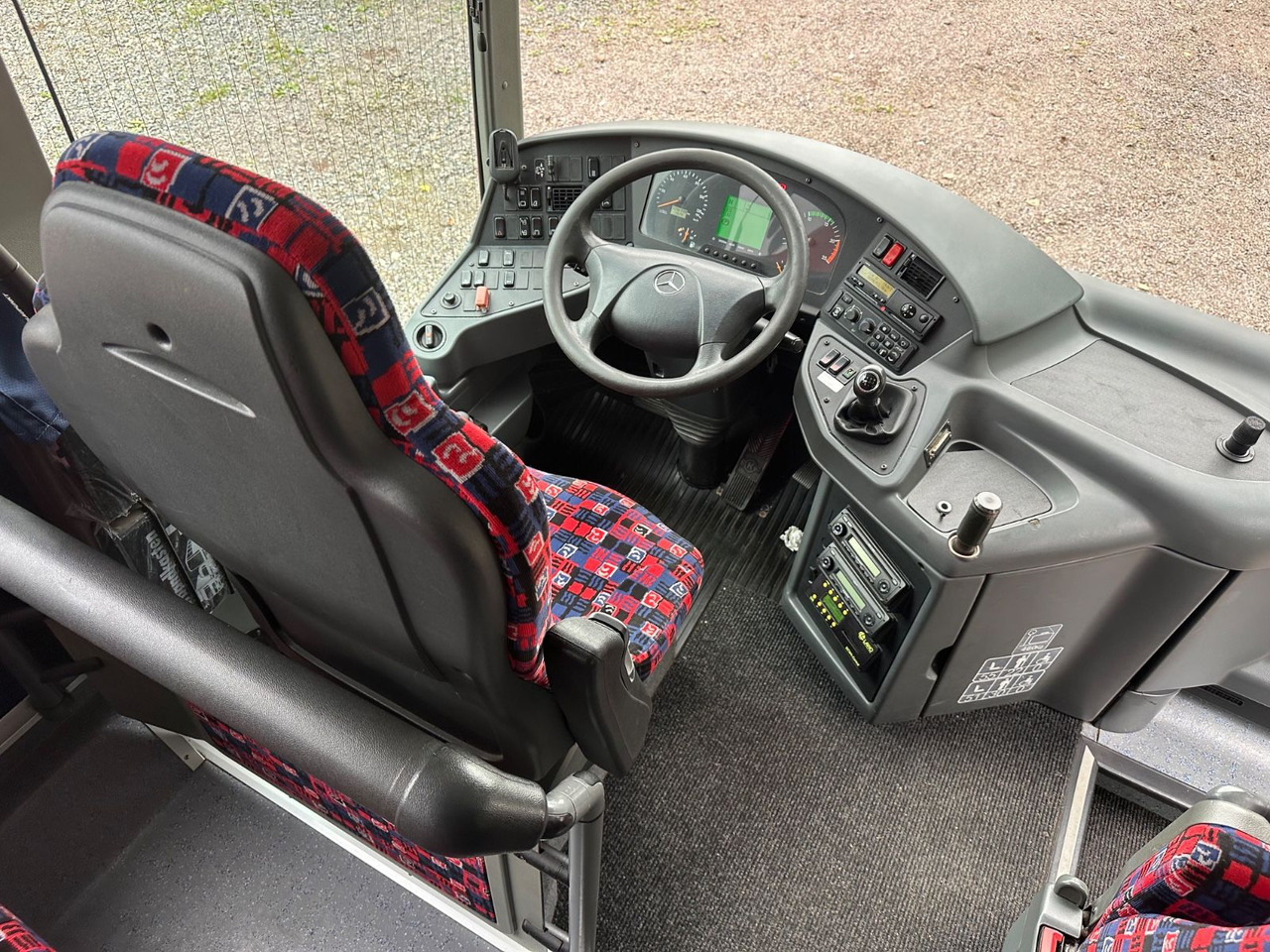 Mercedes-Benz O550 Integro (58 Sitze*Klima) - Xe bus ngoại ô: hình 5 Mercedes-Benz O550 Integro (58 Sitze*Klima) - Xe bus ngoại ô: hình 5