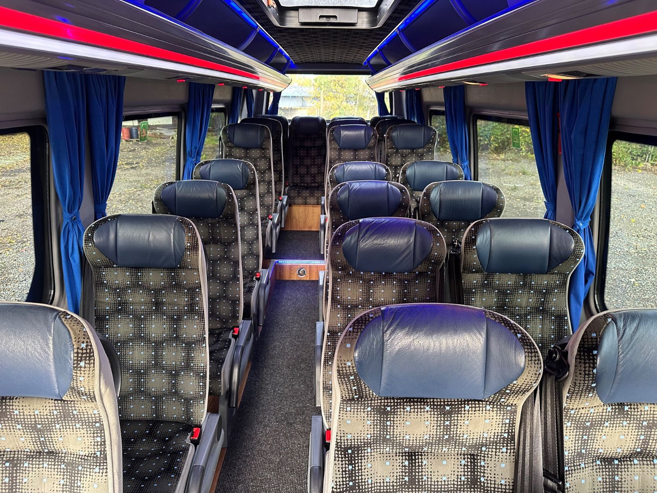 Mercedes-Benz Sprinter 516 CDi (DE*Klima*23 Reisesitze) - Xe bus mini, Xe van chở khách: hình 5 Mercedes-Benz Sprinter 516 CDi (DE*Klima*23 Reisesitze) - Xe bus mini, Xe van chở khách: hình 5