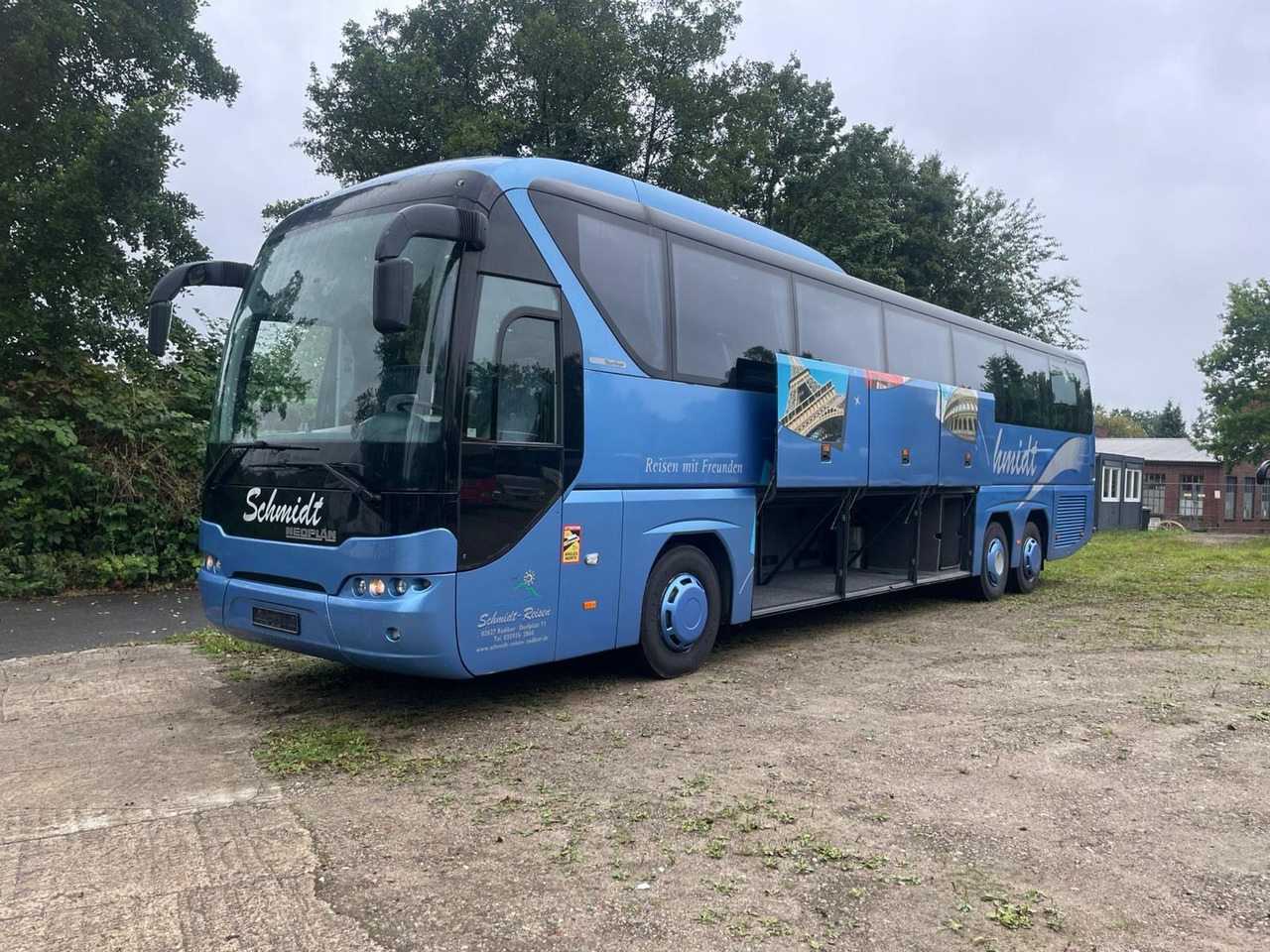 Neoplan Tourliner L P22 (59 Sitze*Schalt*TOP*DE) - Xe đò: hình 2 Neoplan Tourliner L P22 (59 Sitze*Schalt*TOP*DE) - Xe đò: hình 2