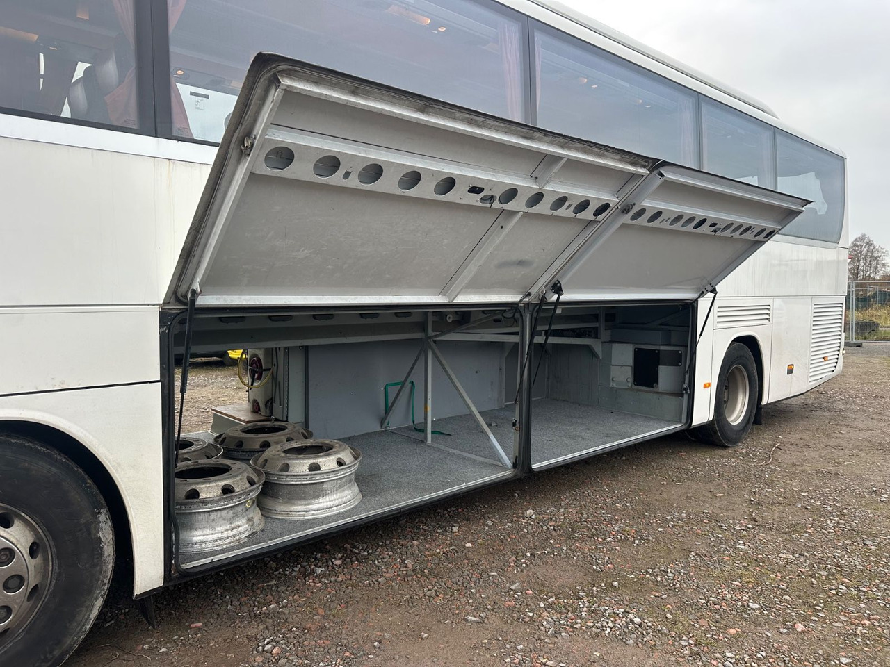 Setra S 415 GT-HD (Euro 4*Analog-Tacho) - Xe đò: hình 4 Setra S 415 GT-HD (Euro 4*Analog-Tacho) - Xe đò: hình 4