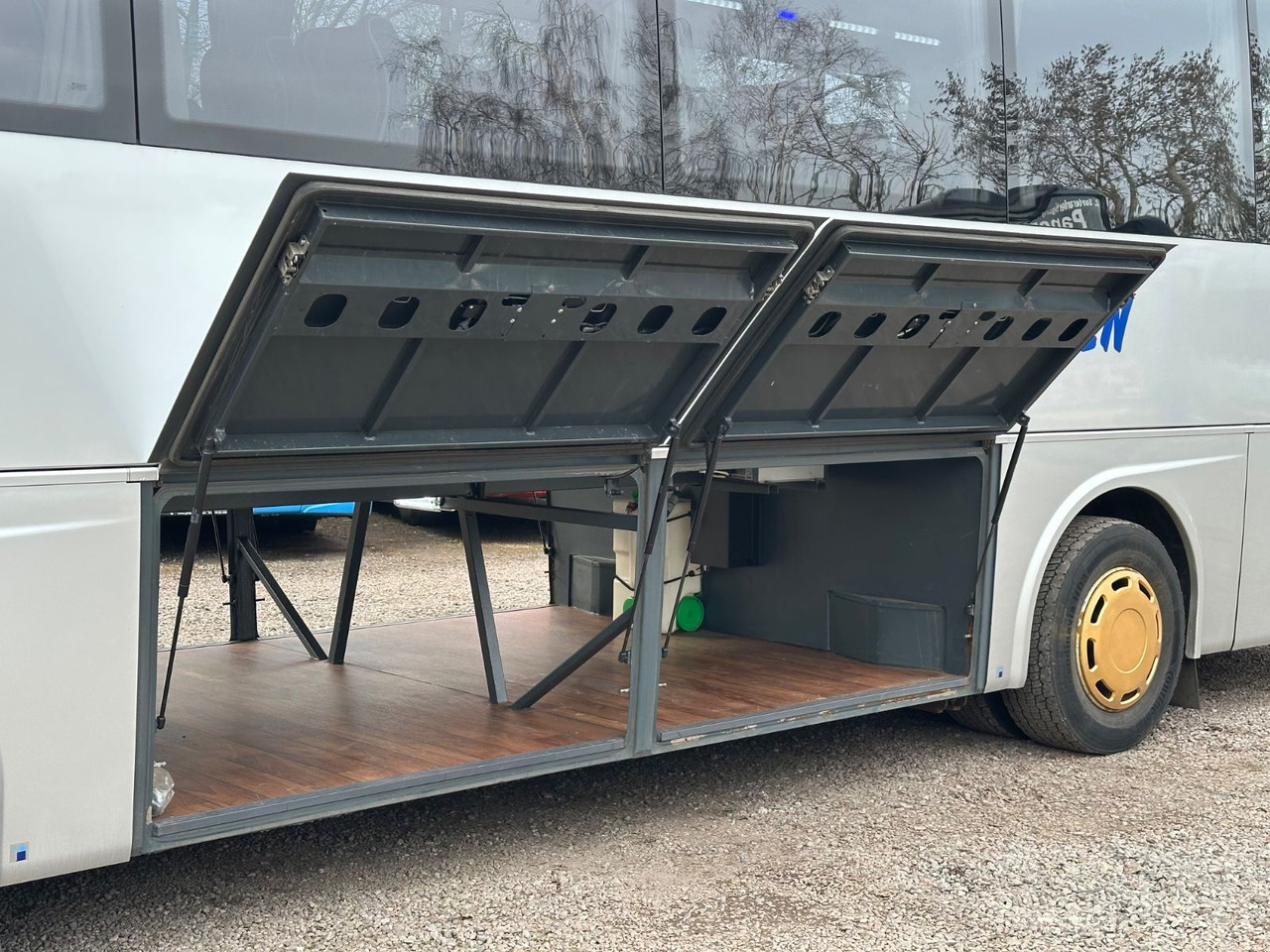 Temsa MD9 C (wenig Km*34 Sitze) - Xe đò: hình 4 Temsa MD9 C (wenig Km*34 Sitze) - Xe đò: hình 4