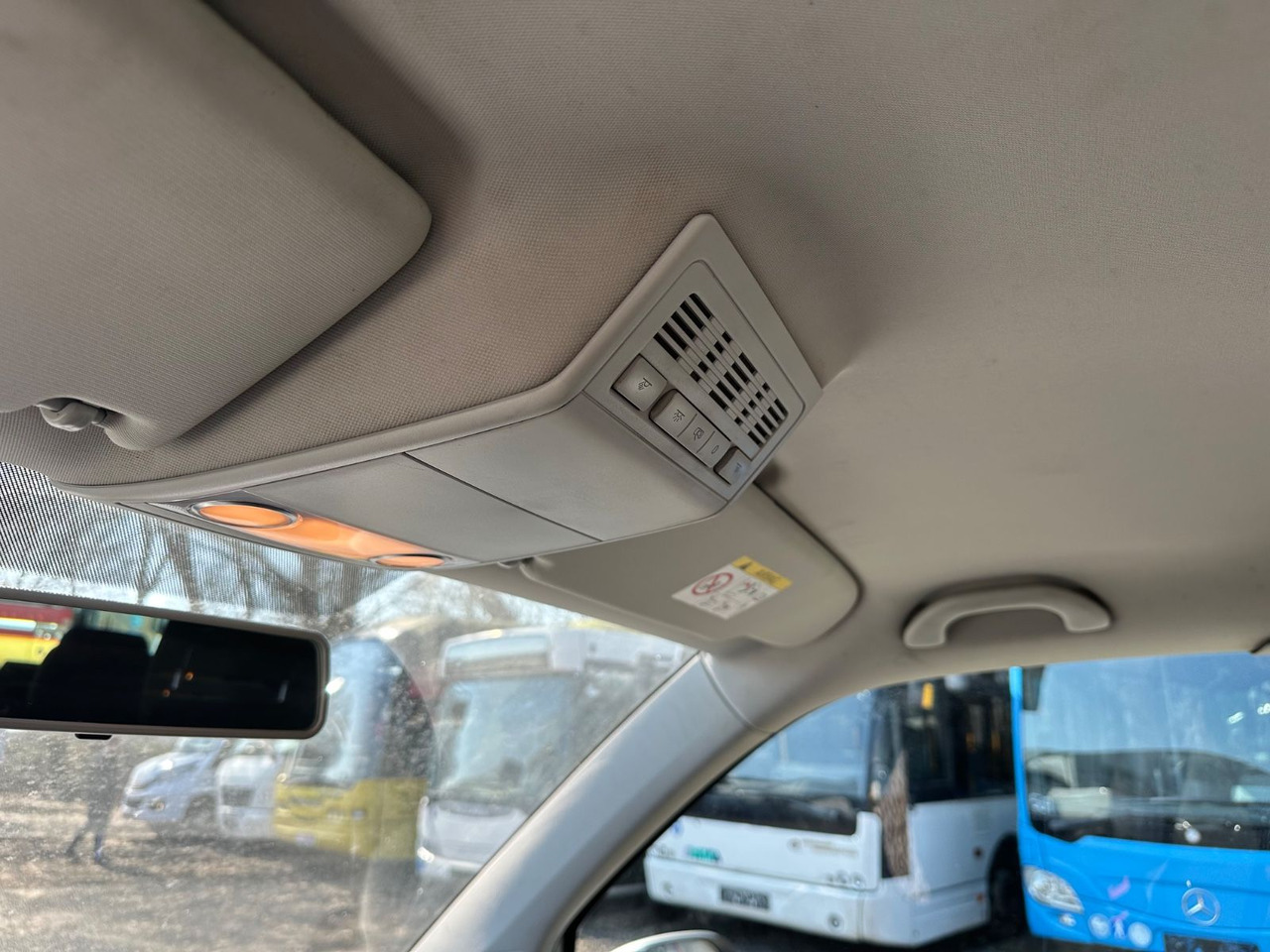 Xe van chở khách mới Volkswagen T6 Caravelle (Klima Vorne + Hinten): hình 13