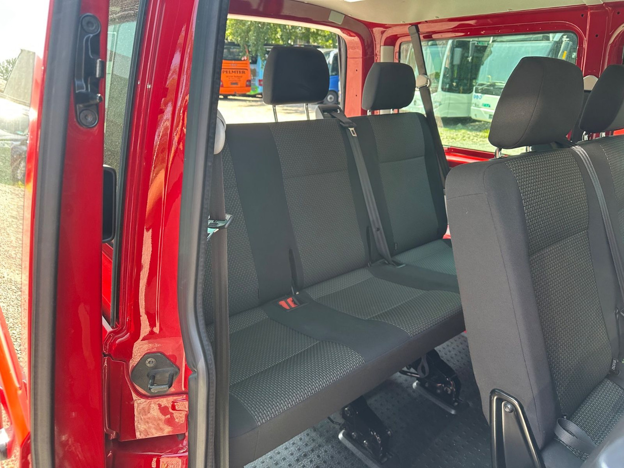 Xe van chở khách Volkswagen T6 Kombi (PDC Hi*ACC*StandHz*9 Sitzer*AC): hình 17