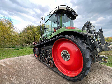 GLOBAL TRACK WAREHOUSE EUROPE GMBH